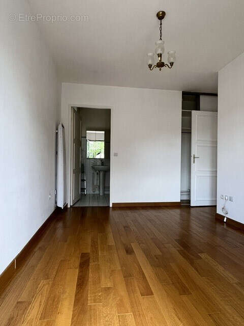 Appartement à NOGENT-SUR-MARNE