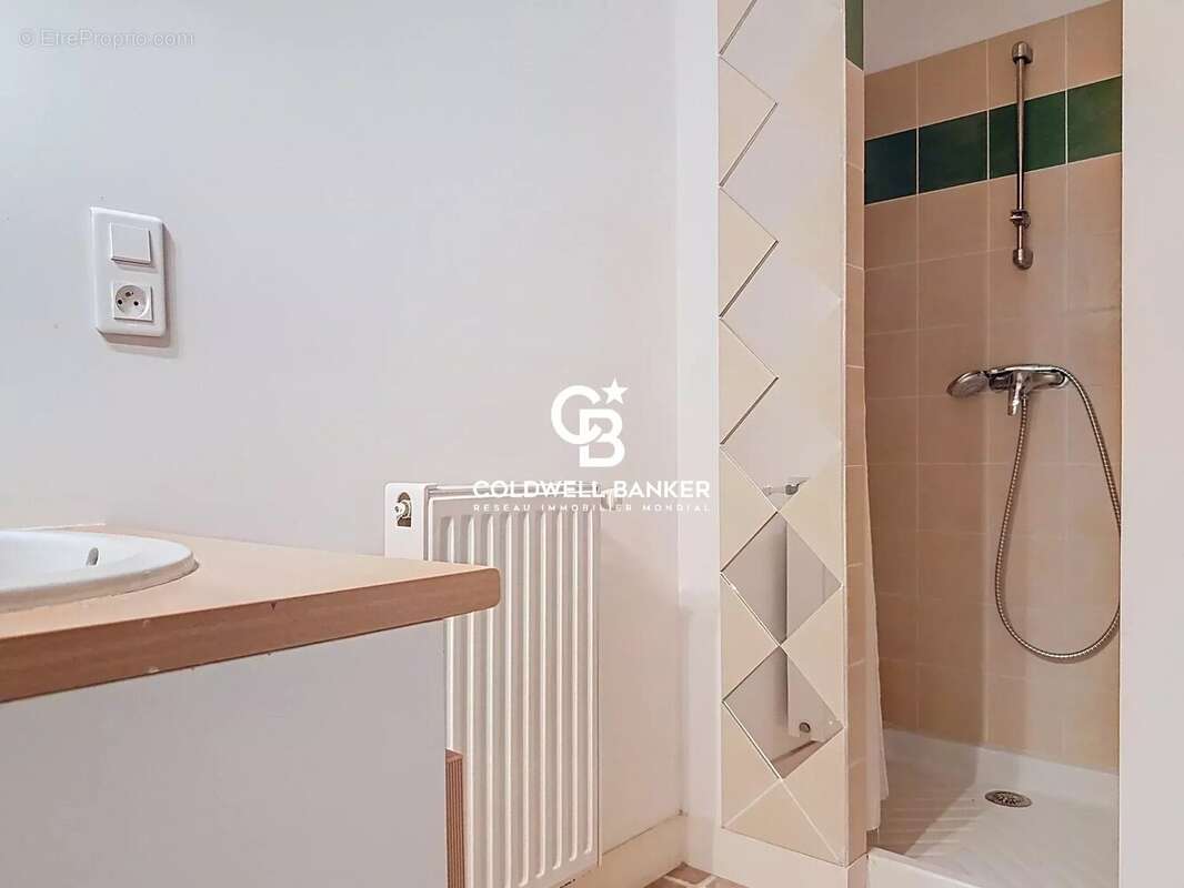 Appartement à LE DOUHET