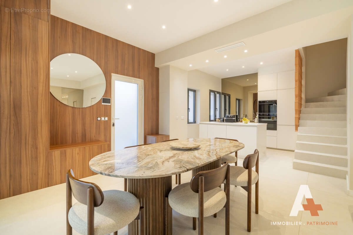 Maison à MARSEILLE-8E
