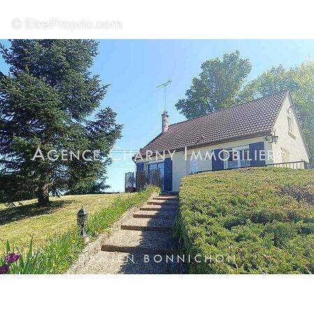 Maison à CHAMBEUGLE