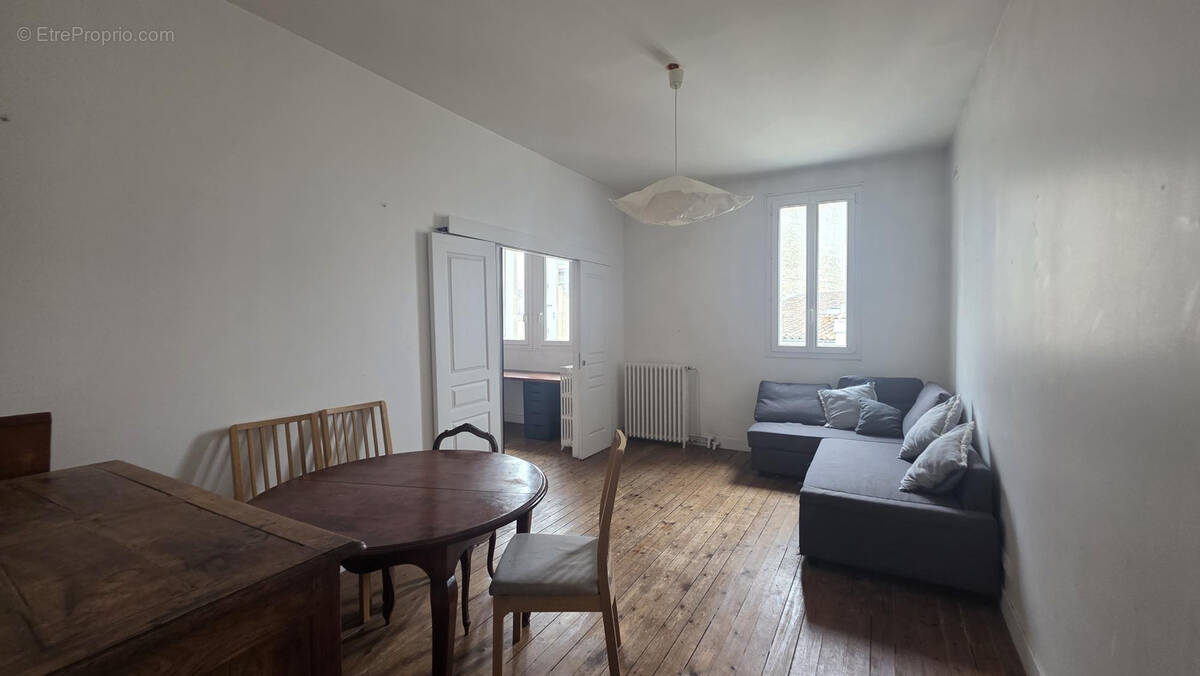 Appartement à BORDEAUX