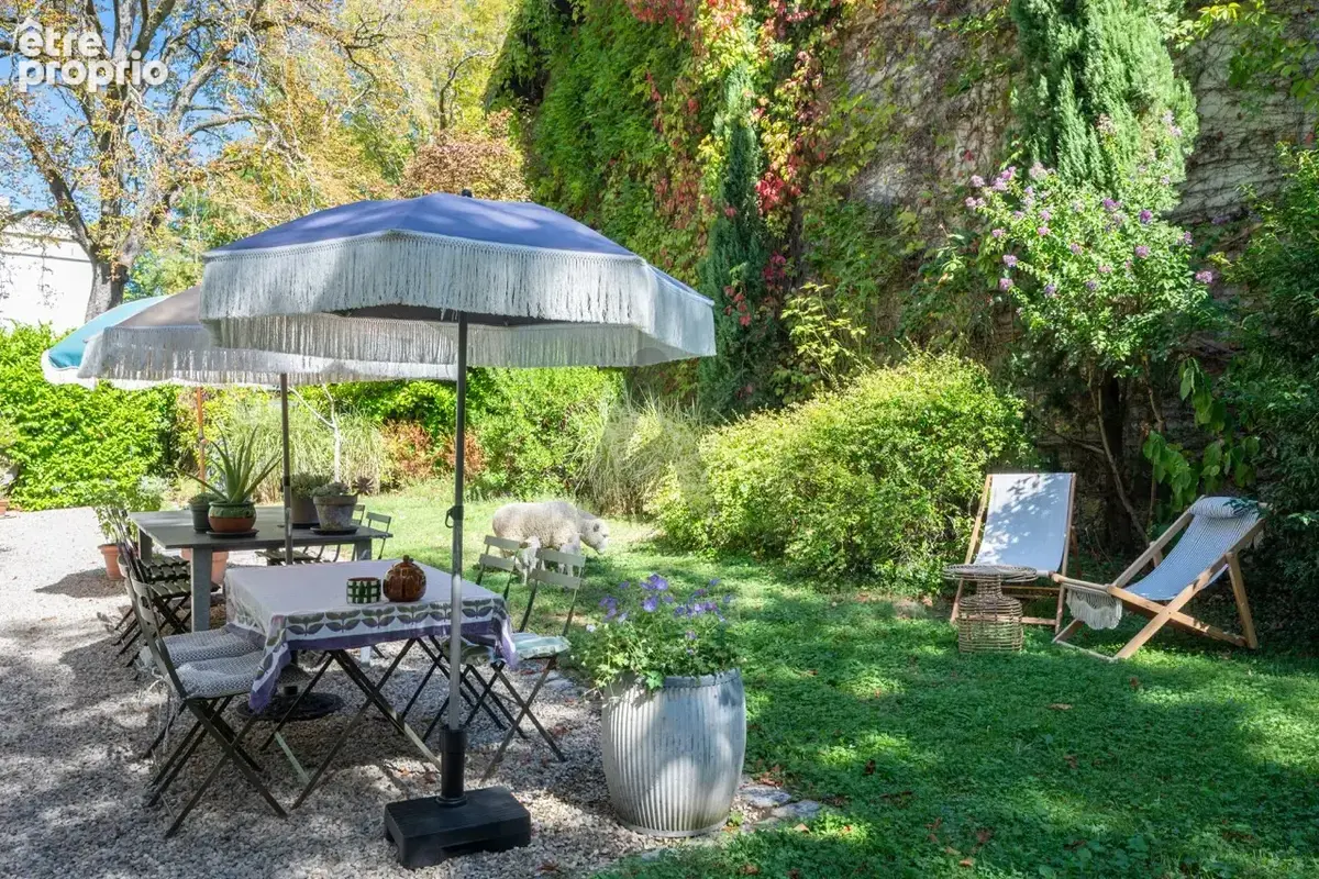 Caluire - Quai de Saône : Superbe Rez-de-jardin au coeur d'une propriété des bords de Saône - photo 4