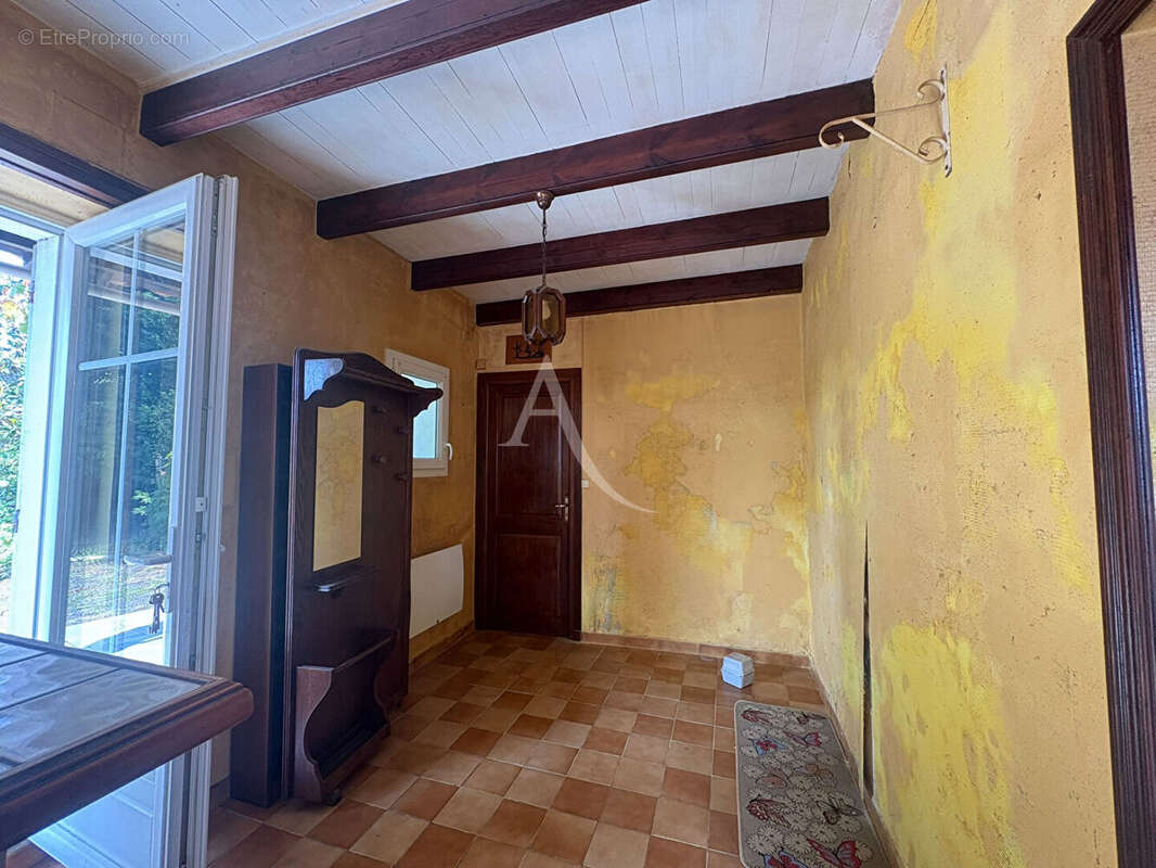 Maison à SAINT-JUST-LUZAC