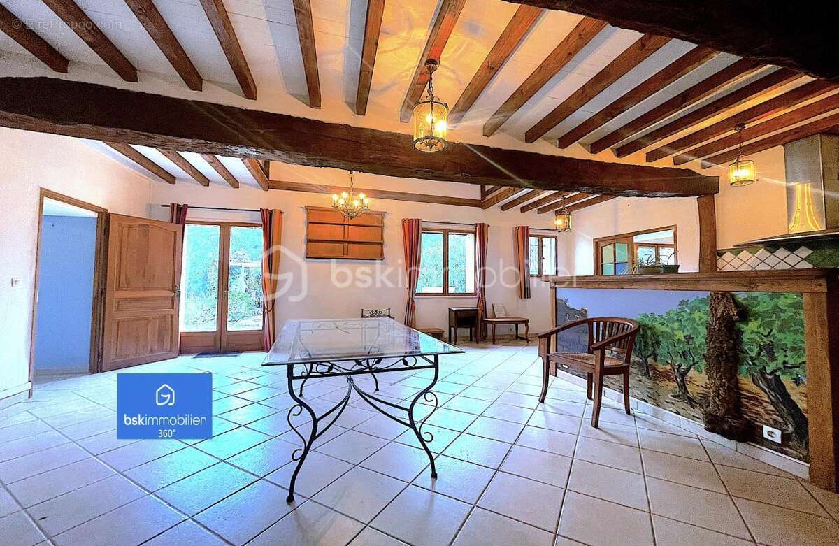 Ferme rénovée 6 pièces 334 m² - photo 2