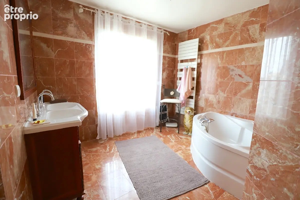 Maison 151 m² à Pontault-Combault  - photo 9