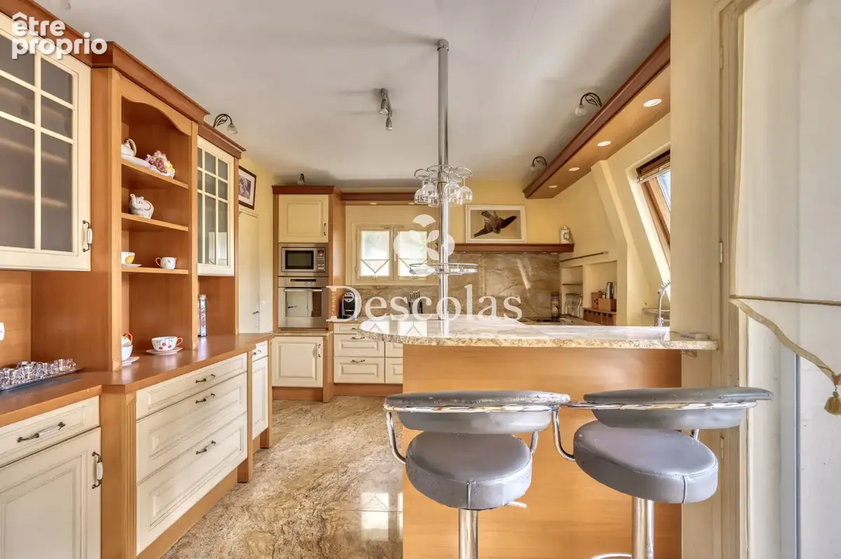 LE PECQ, Vieux Pecq Cité, Maison, 8 pièces - photo 6