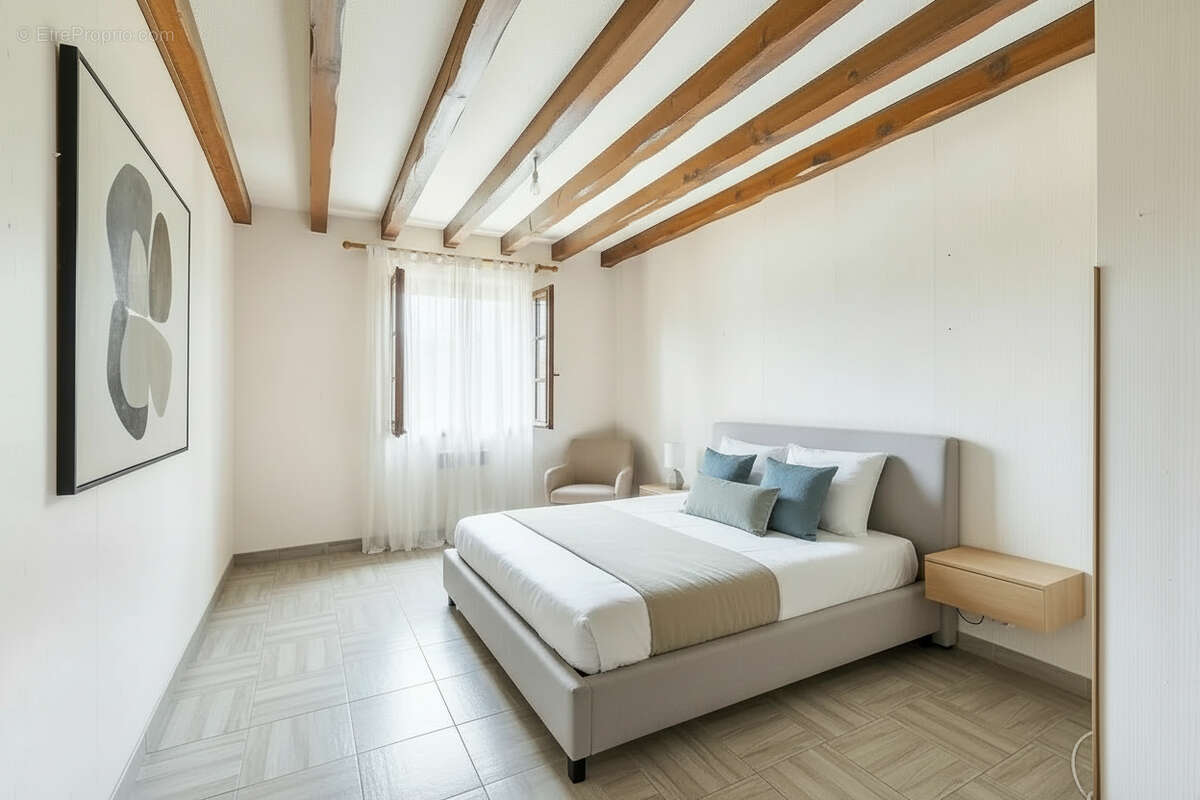 Maison à LEOGNAN
