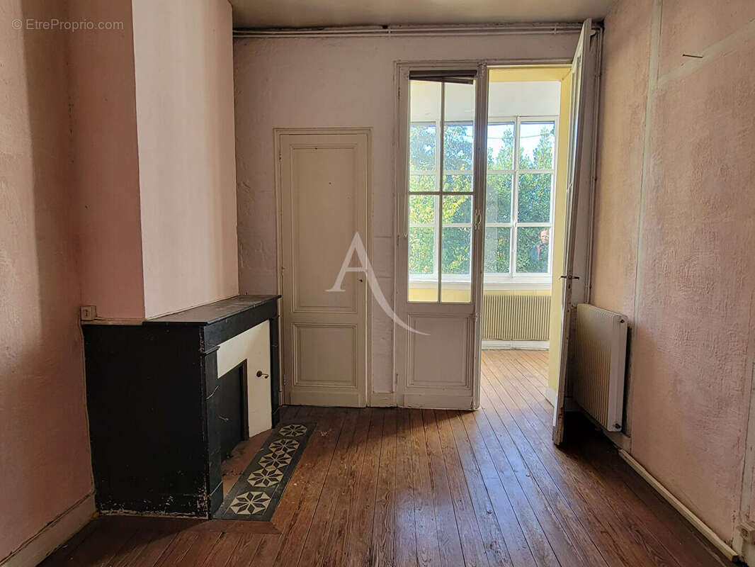 CAUDERAN PARC BORDELAIS - Maison à rénover 5 chambres - photo 11
