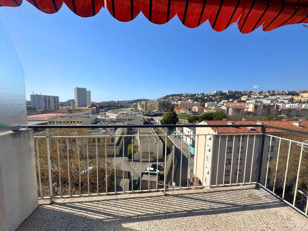   - Appartement à NICE