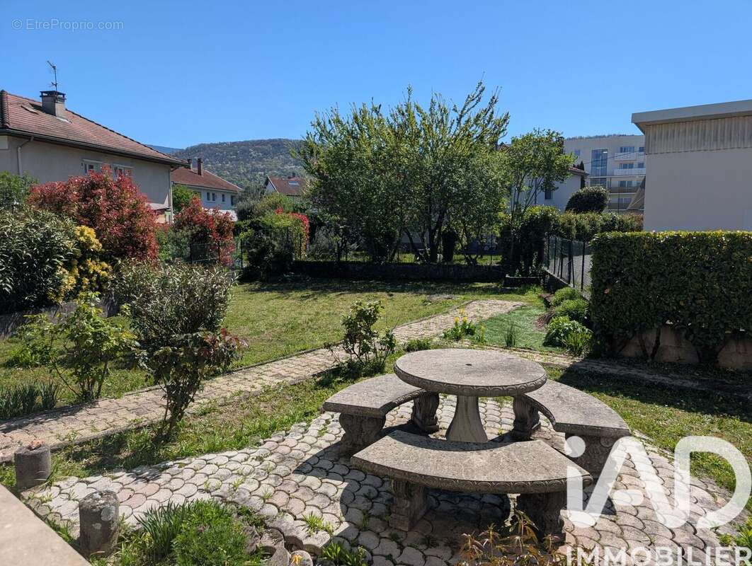 Photo 2 - Maison à ECHIROLLES