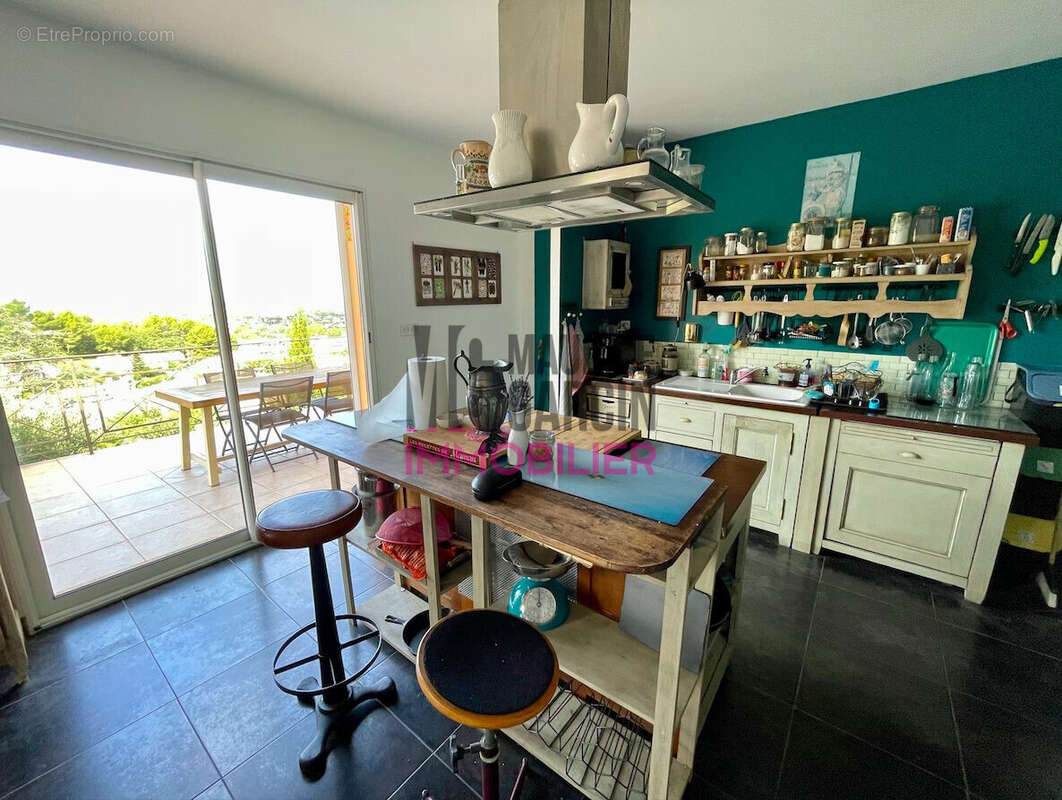 Maison 186 m² à Pernes-Les-Fontaines  - photo 6