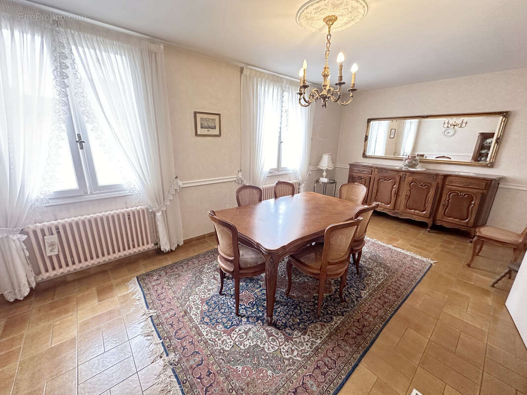 Appartement à AGME