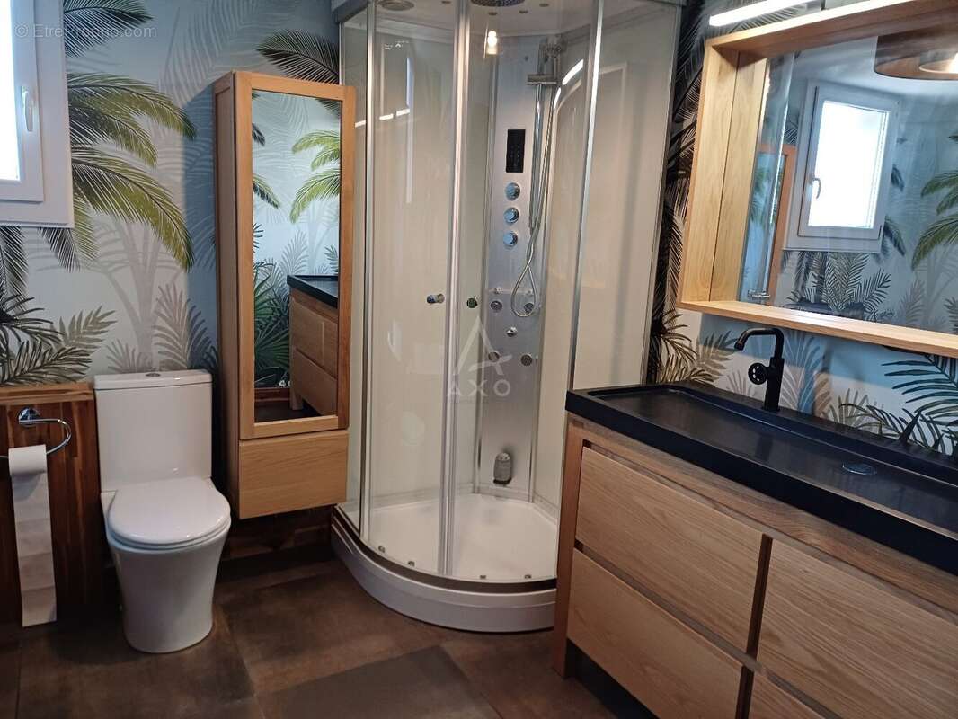 Maison à SAINT-ETIENNE-DU-ROUVRAY