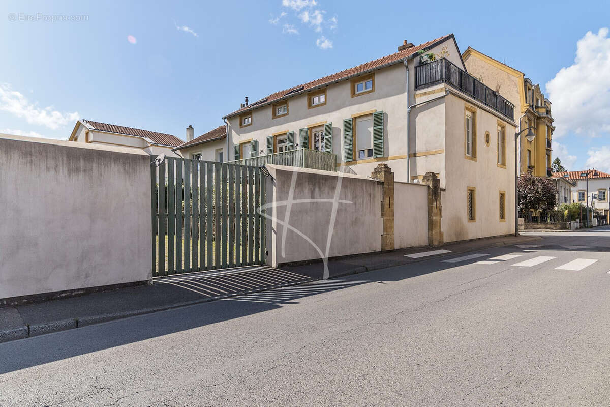Appartement à LE BAN-SAINT-MARTIN