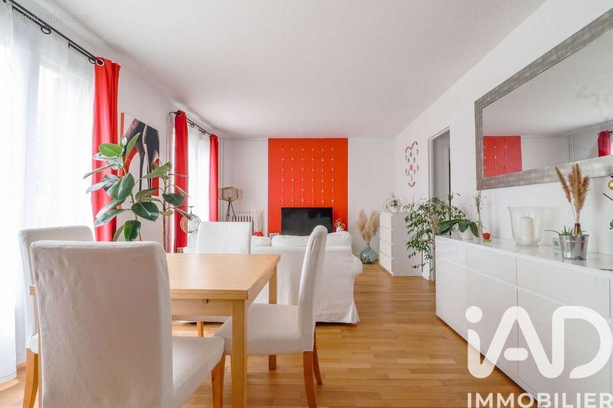 Photo 2 - Appartement à MARLY-LE-ROI