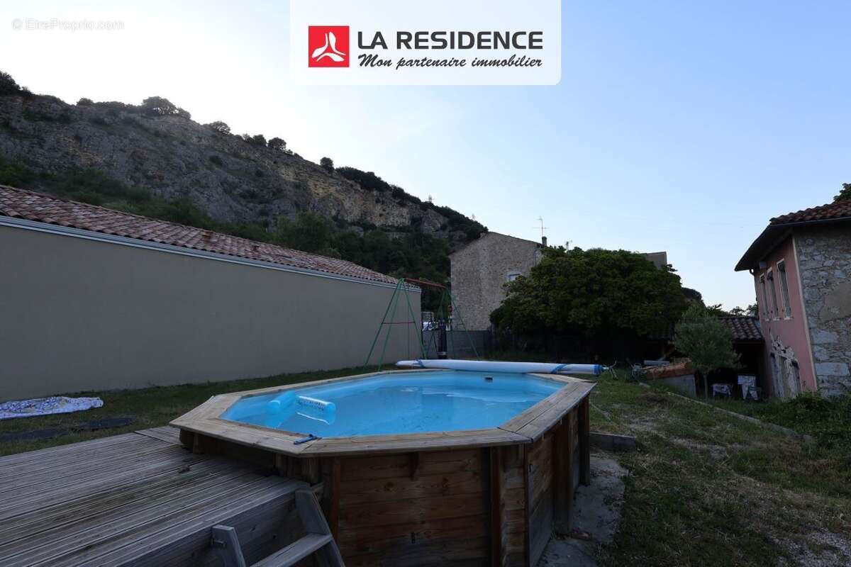 Maison 110 m² à Cornas  - photo 4