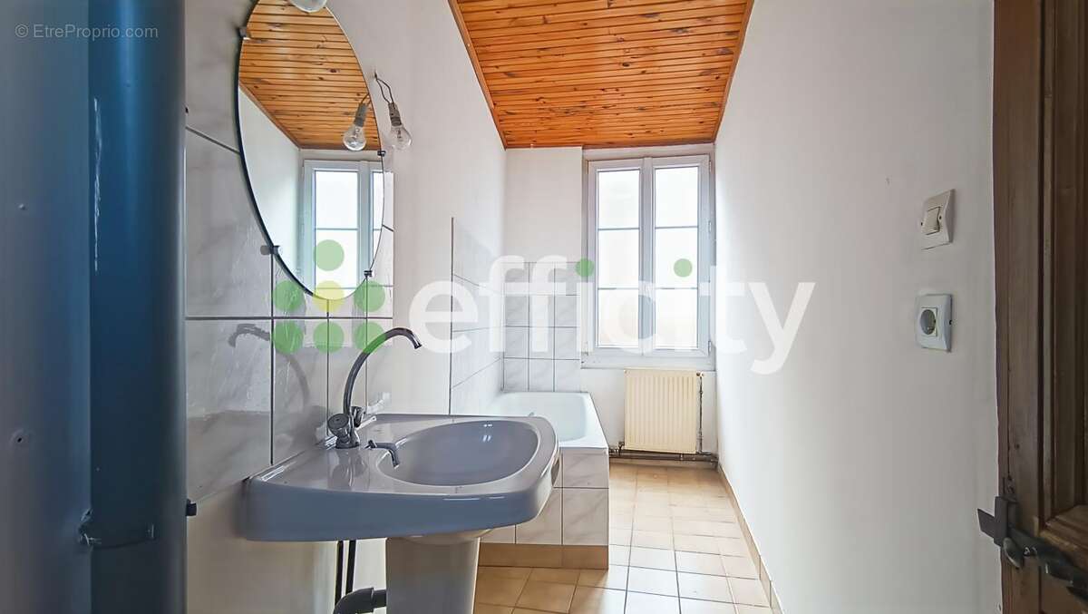 Maison à FORGES-LES-EAUX