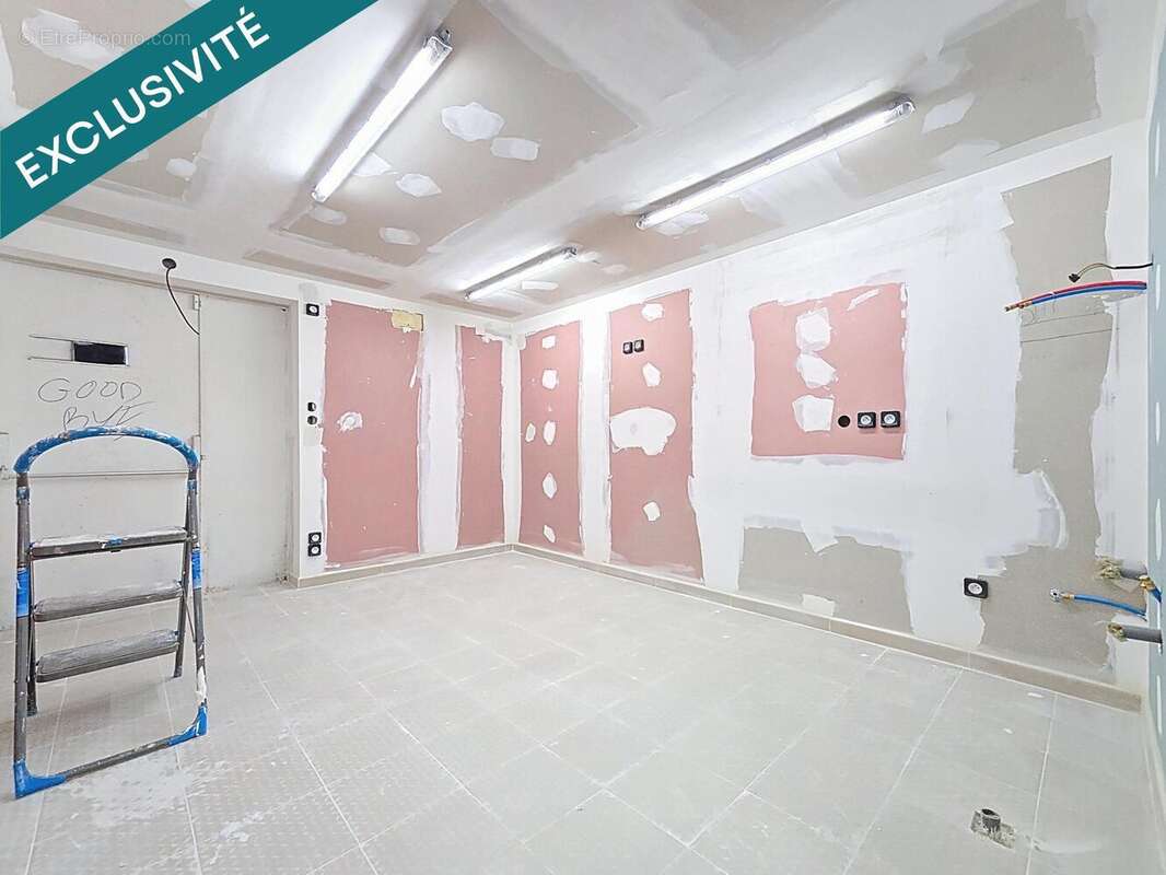 Photo 7 - Commerce à HEREPIAN