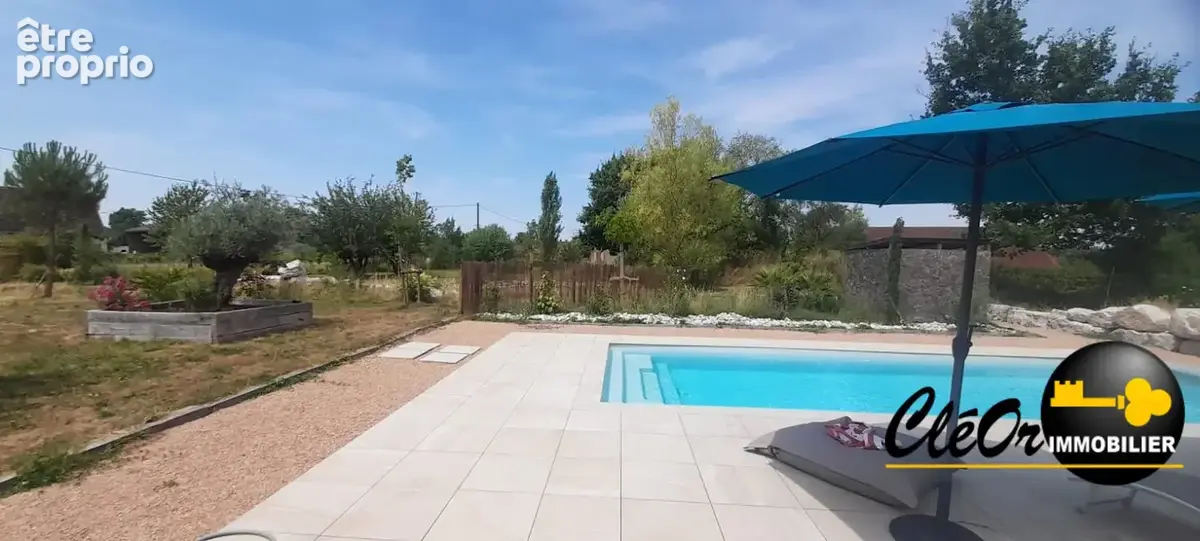 Maison 6 pièces 132 m² à vendre à Saint-Bonnet-En-Bresse (71310) - photo 2