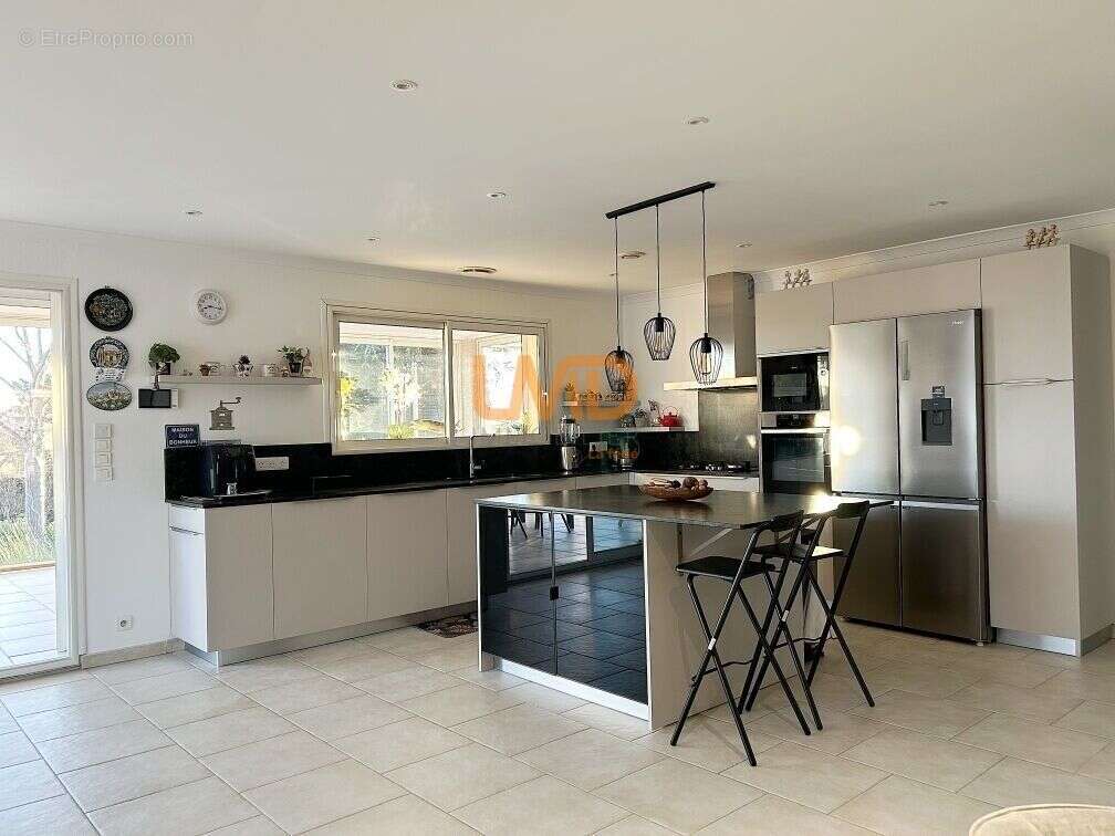 Maison contemporaine  avec vue sur la porte des Cévennes - photo 3