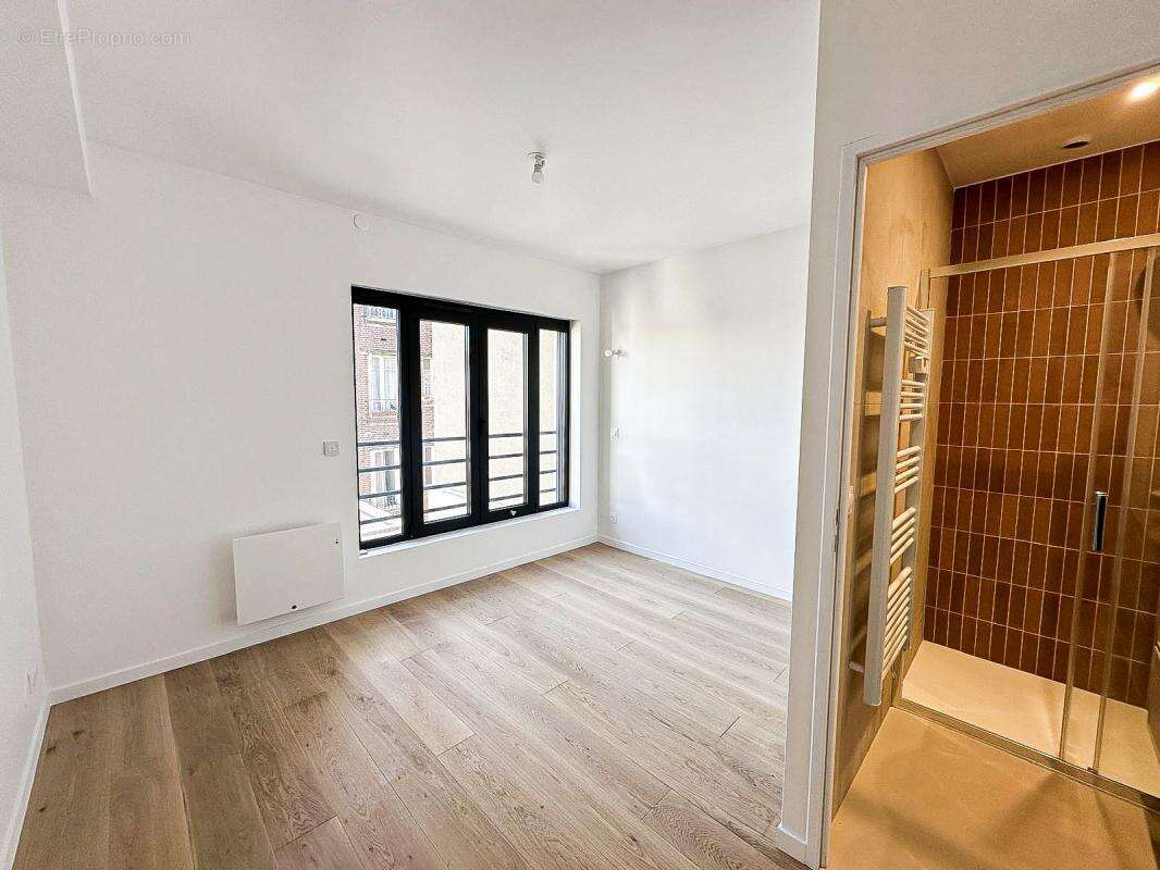 Appartement à SAINT-OUEN