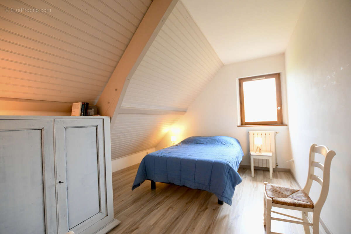 Maison à COURCELLES-FREMOY