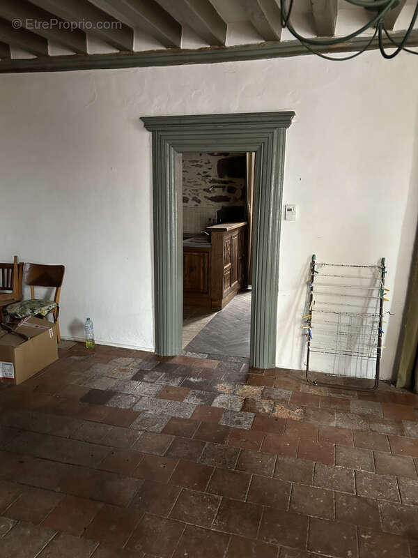 Maison à FRESNAY-SUR-SARTHE