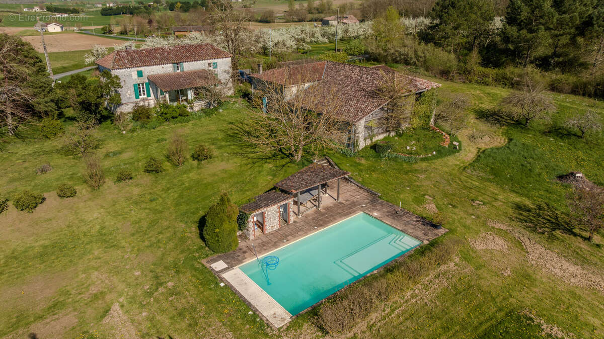 Maison à VILLENEUVE-SUR-LOT