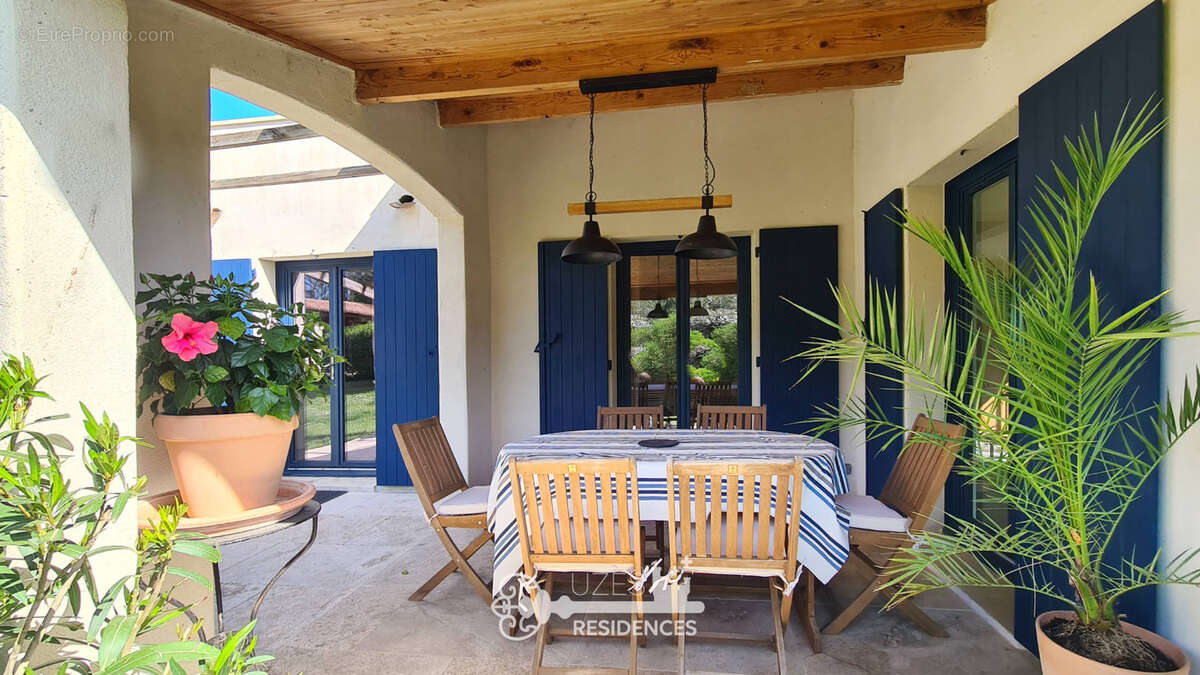 Maison à UZES