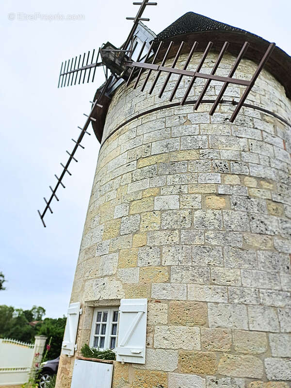 Maison à MAUVEZIN