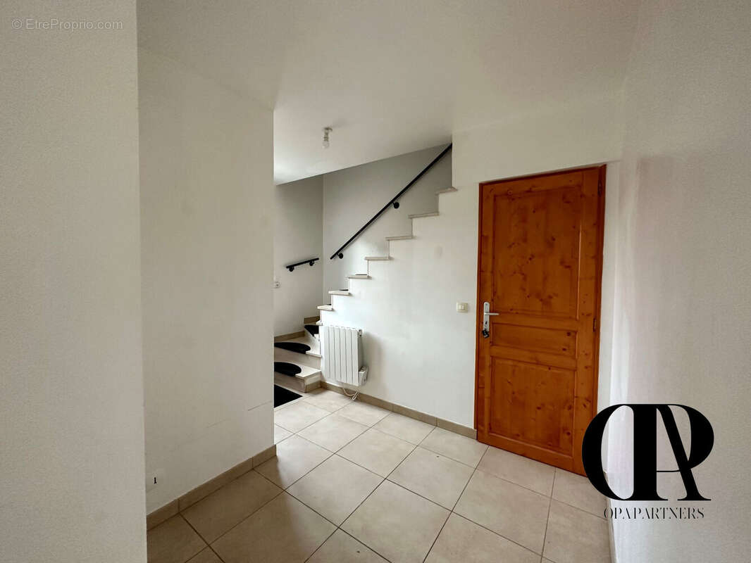 Maison à SAULX-LES-CHARTREUX