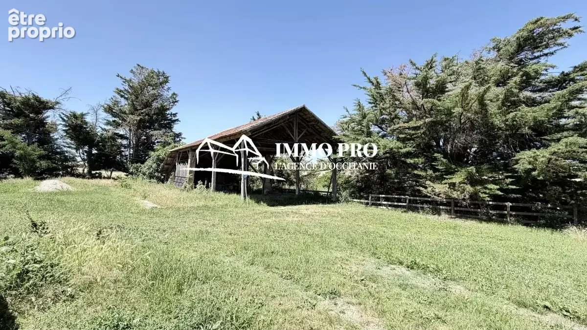 Vue Pyrénées - Maison de campagne, dépendances & 5 hectares - photo 11