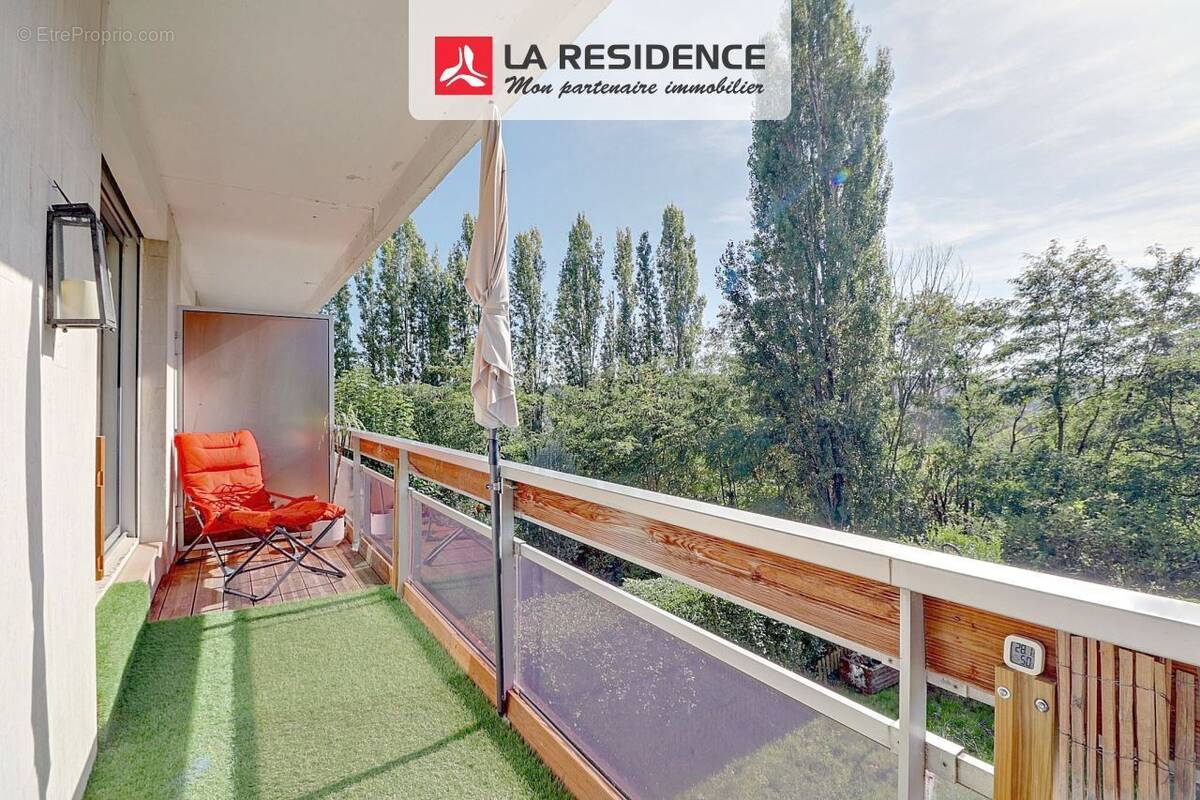 Appartement à MAREIL-MARLY