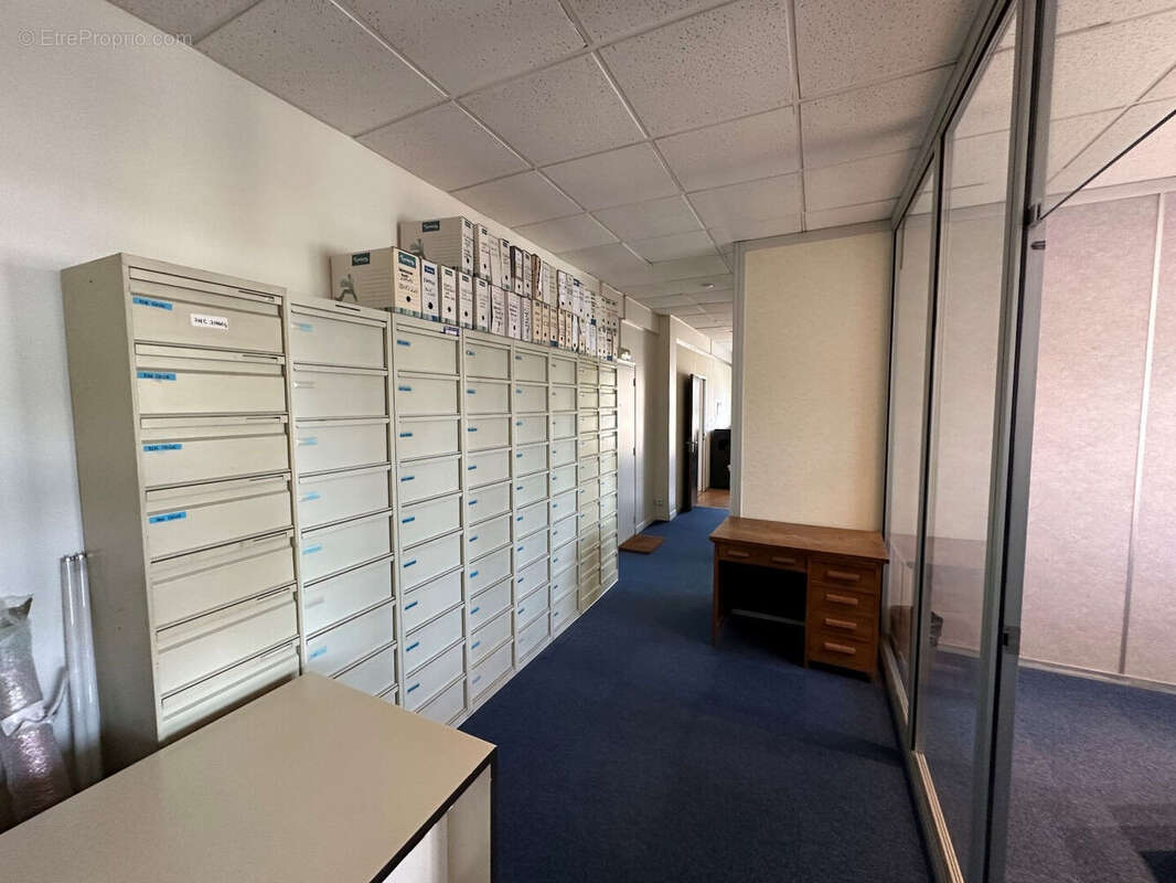 Commerce à VILLIERS-SUR-MARNE