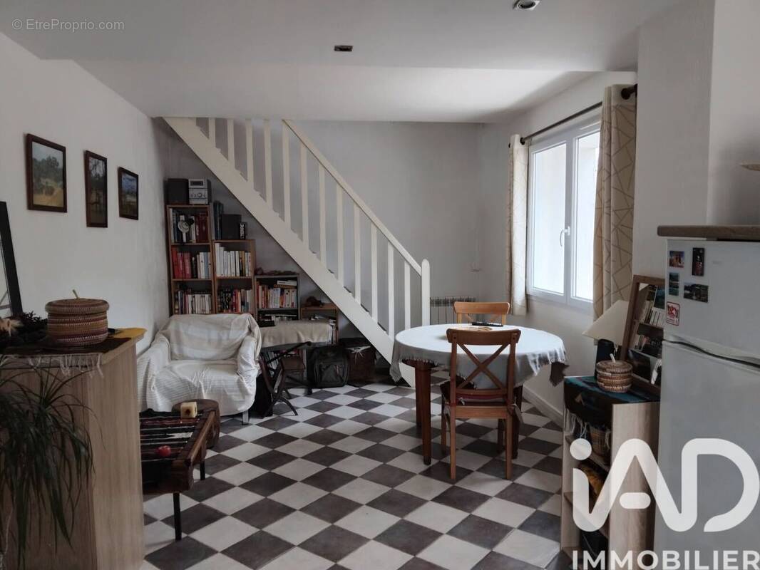 Photo 1 - Appartement à JUZIERS