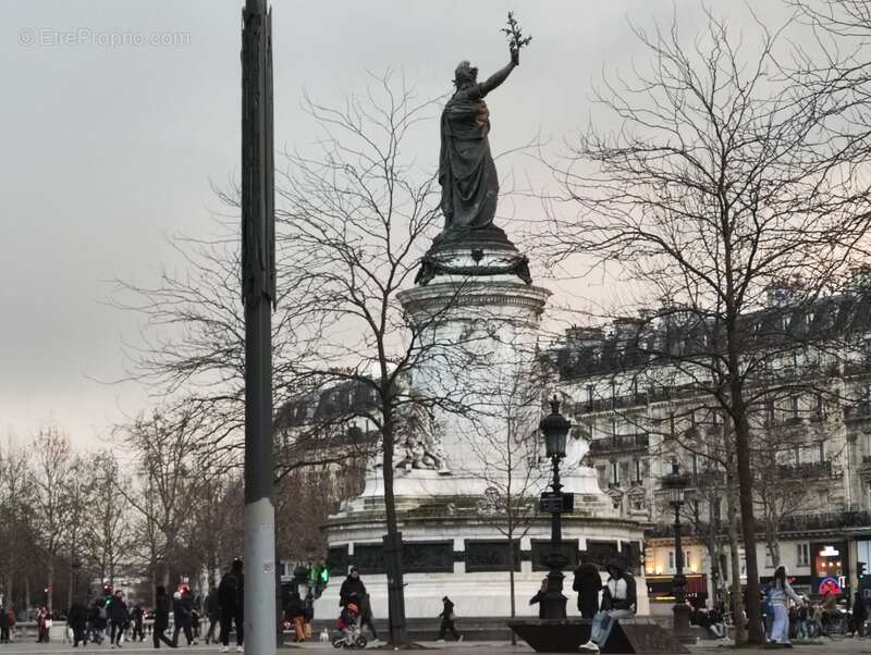 Appartement à PARIS-10E