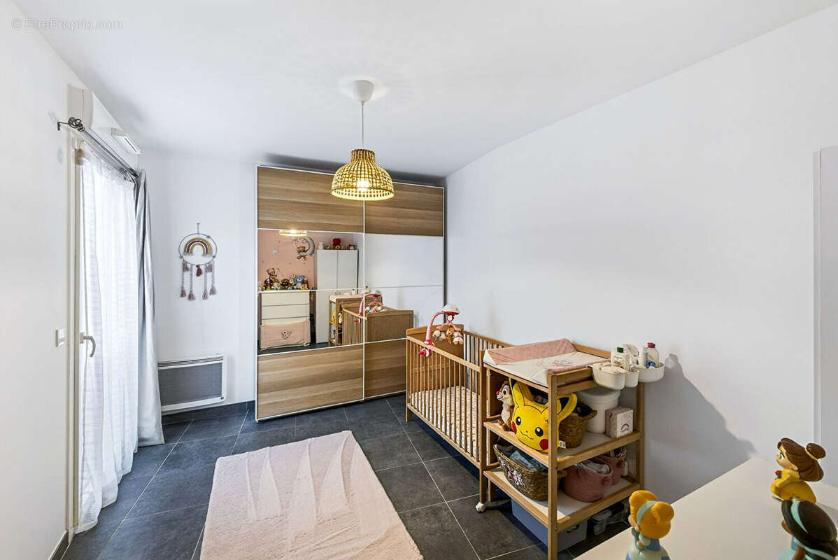 Appartement à MARSEILLE-13E