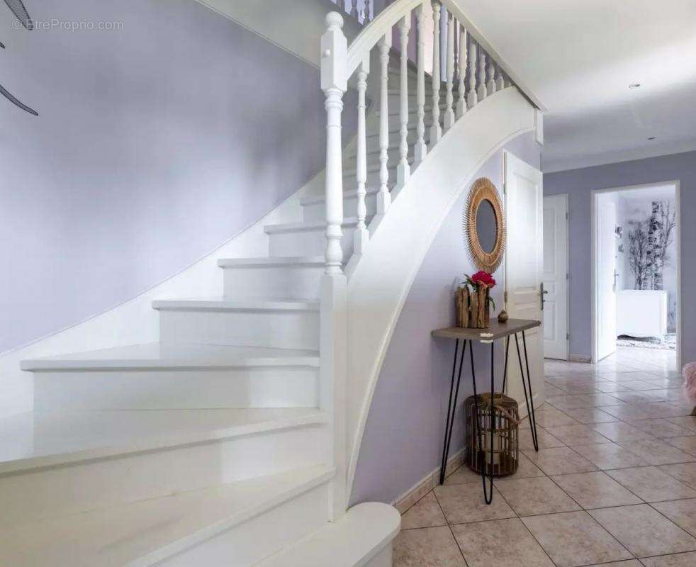 Maison à SAINT-JEAN-DE-BEAUREGARD