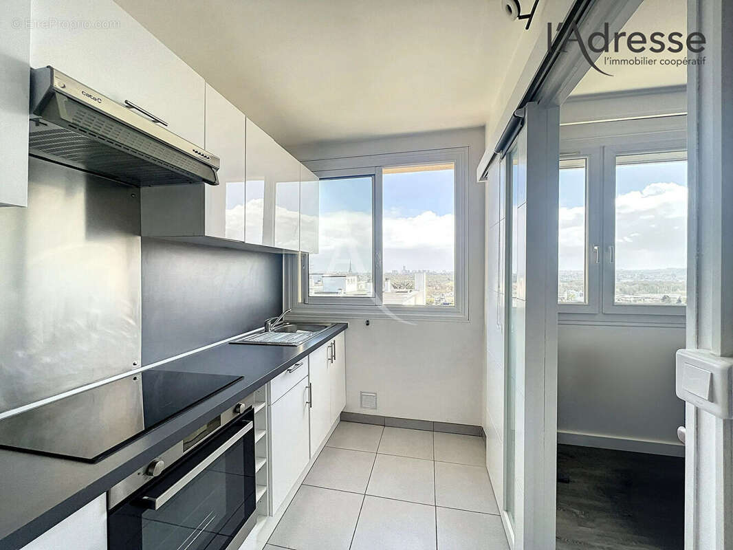 Appartement à SURESNES