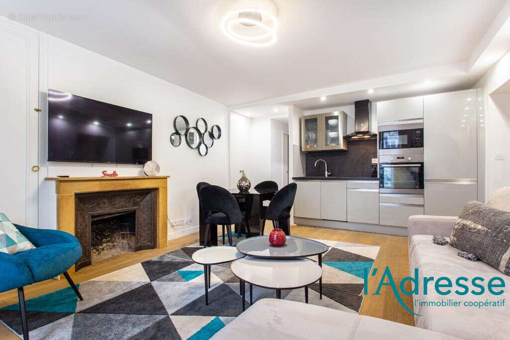 Appartement à PARIS-11E