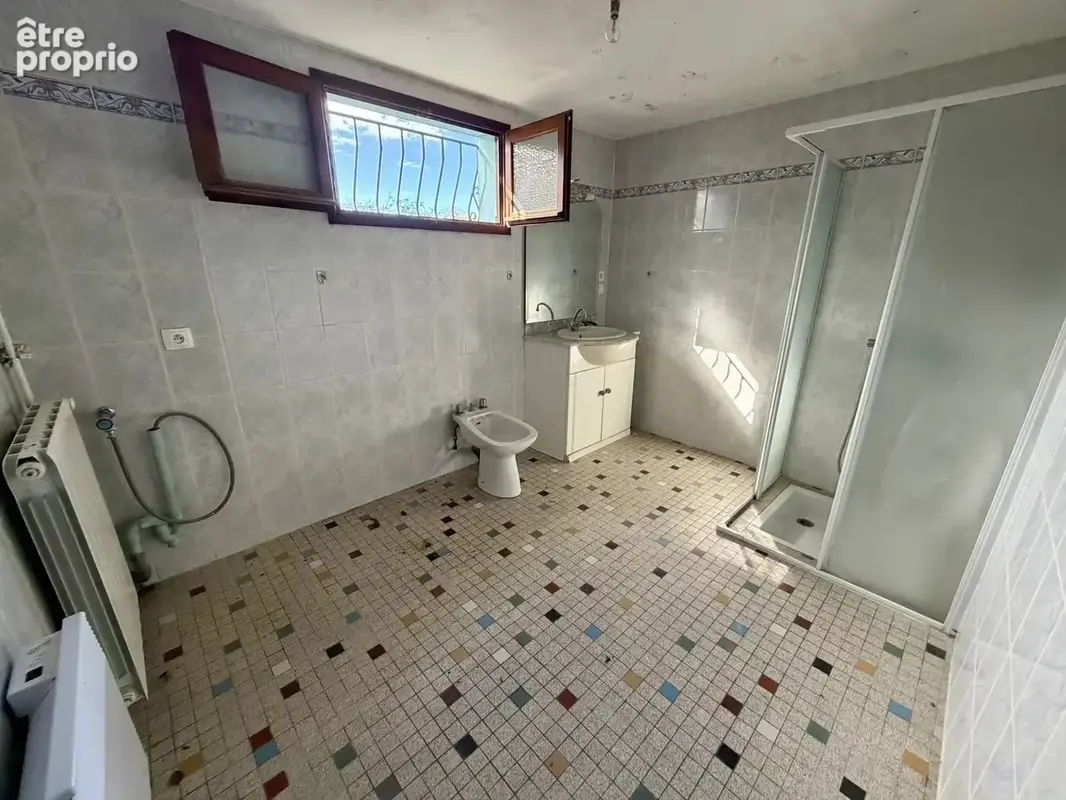 Maison T4 de 156m2 habitables avec dépendances et jardin - photo 10