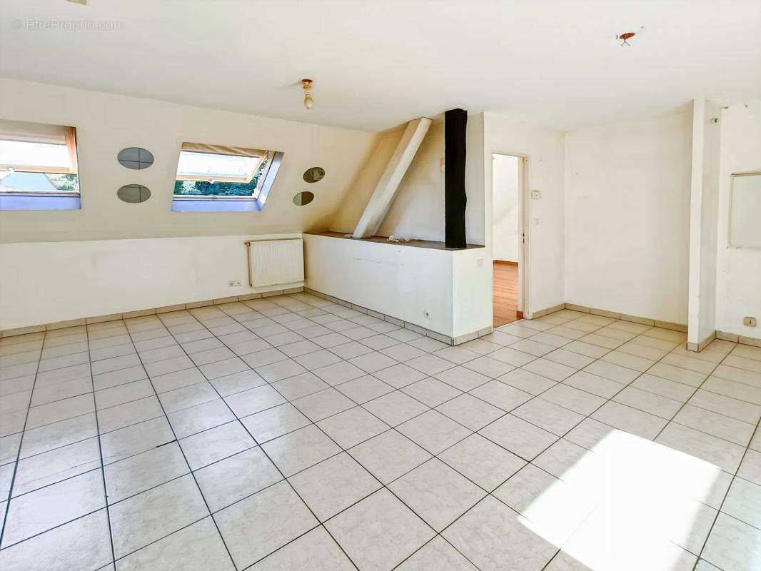 Appartement à ALGRANGE