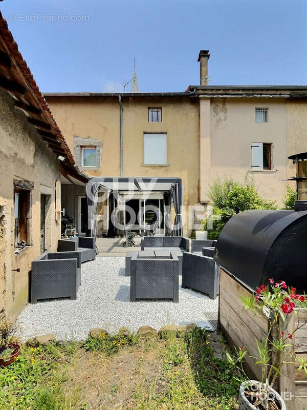 Maison à SAINTE-CONSORCE