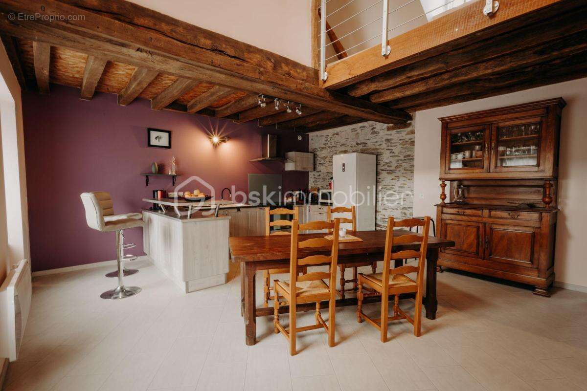 maison sur Saint Jean de Linières à proximité de la voix rapide - photo 2
