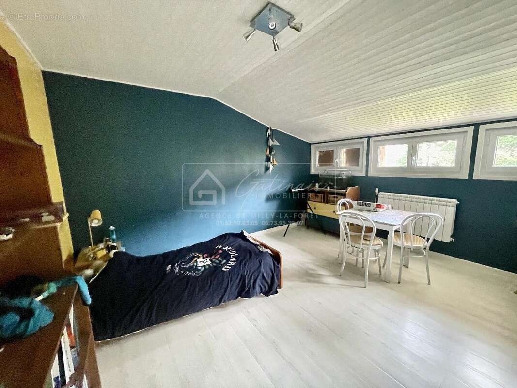 Maison à MILLY-LA-FORET