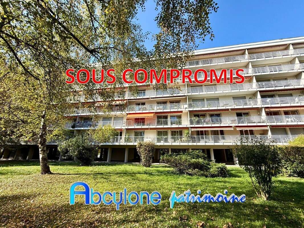 Appartement à MEYLAN