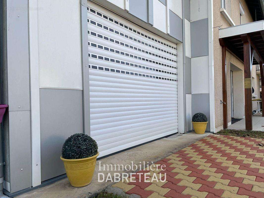 Riorges Maison de 154 m2 en parfait état - photo 17