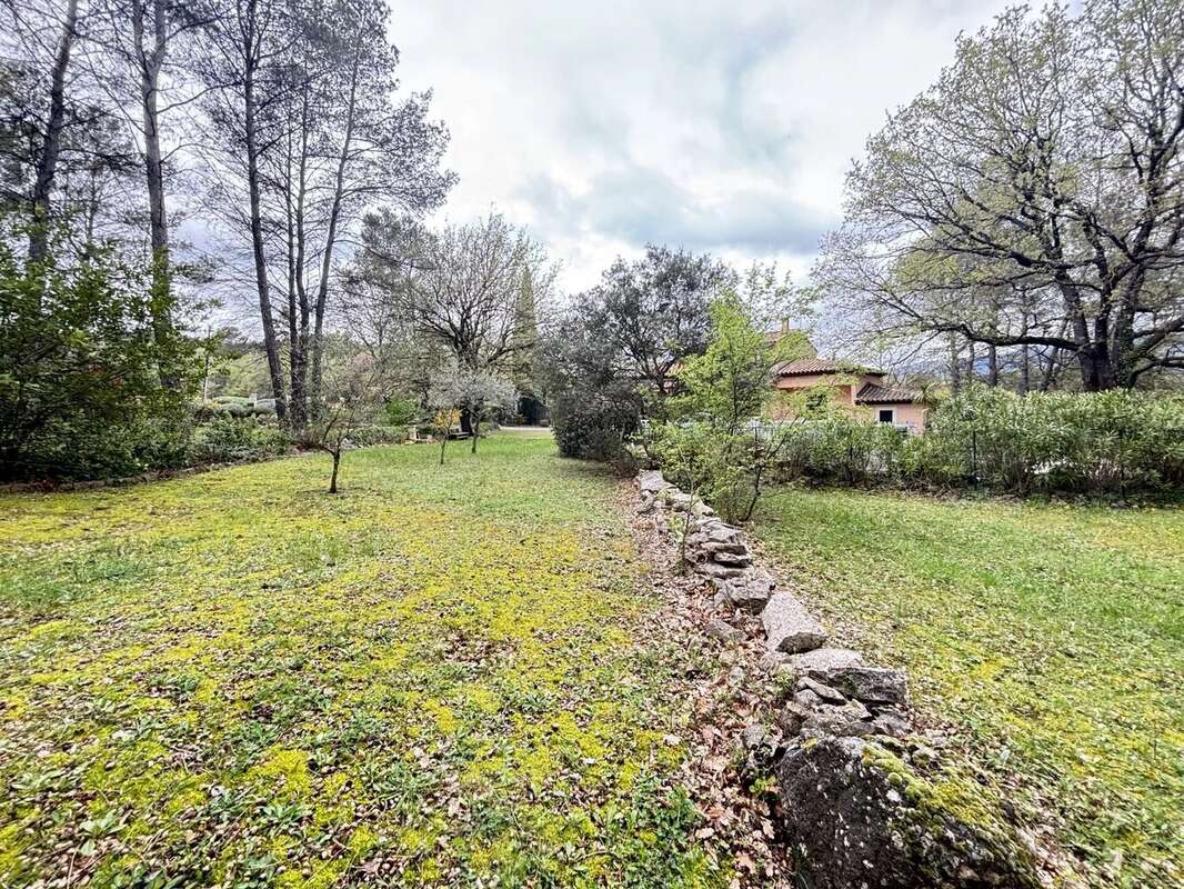 Maison à FIGANIERES