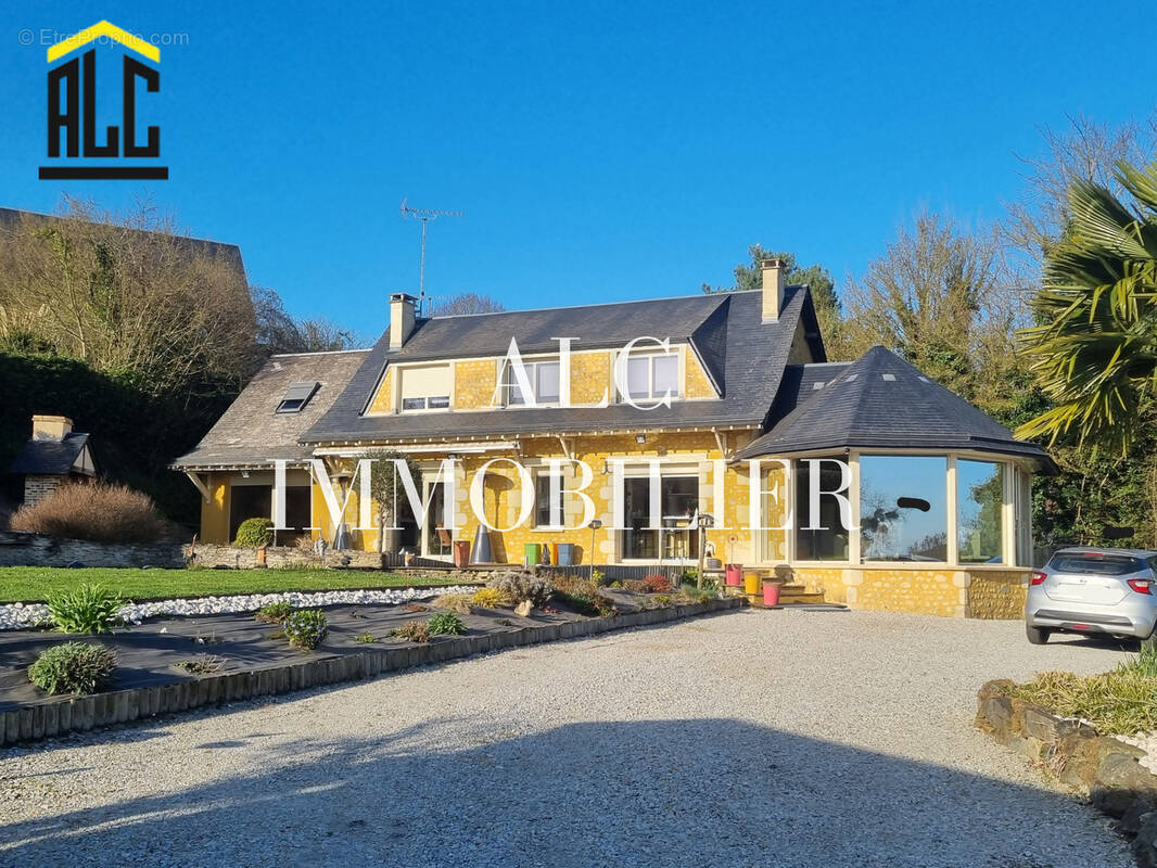 Maison à COULONGES-SUR-SARTHE
