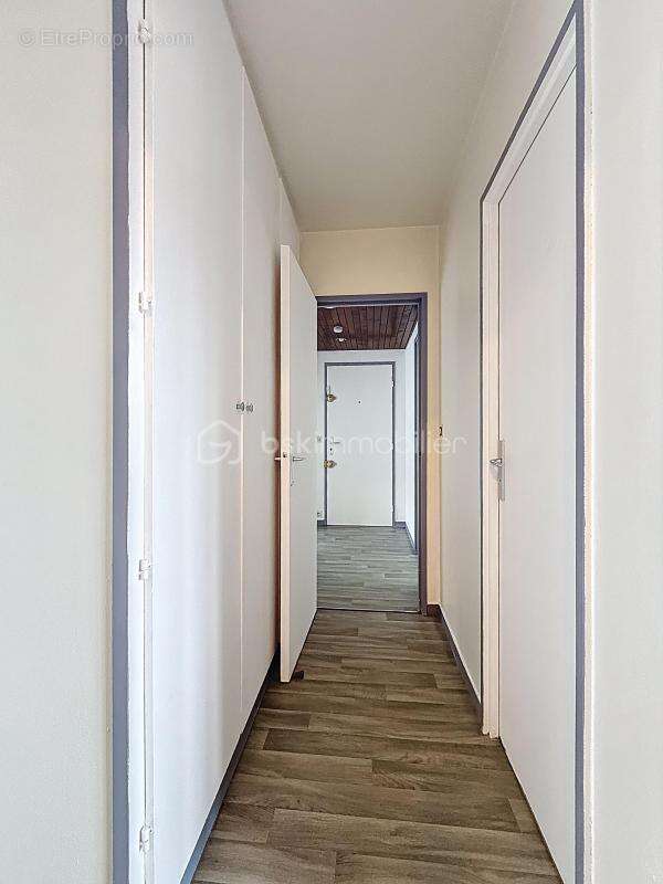 Appartement à LE BLANC-MESNIL